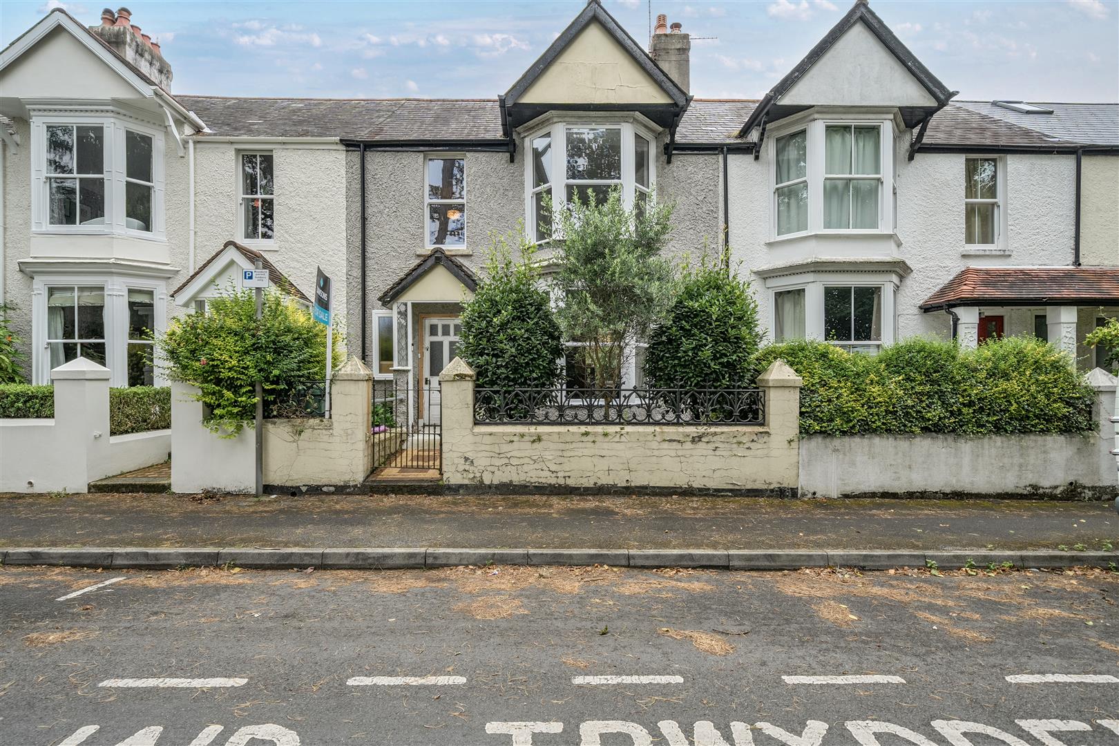 Glanbrydan Avenue, Uplands, Swansea, SA2 0HY